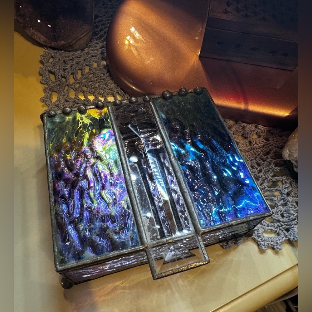 Iridescent Stained Glass Trinket Box✨ - Picture 10 of 16